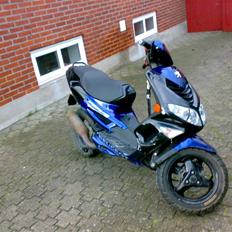 Peugeot speedfight 2 