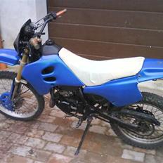 Suzuki Rmx