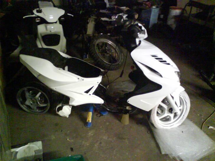 Yamaha Aerox LC DD  SÆLGES  - delvist samlet billede 13