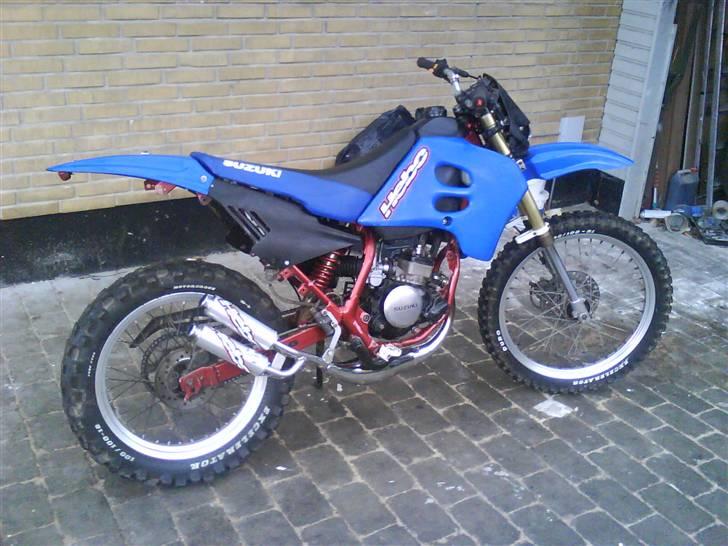 Suzuki Rmx Byttet - med Gilera sideskjolde. billede 14