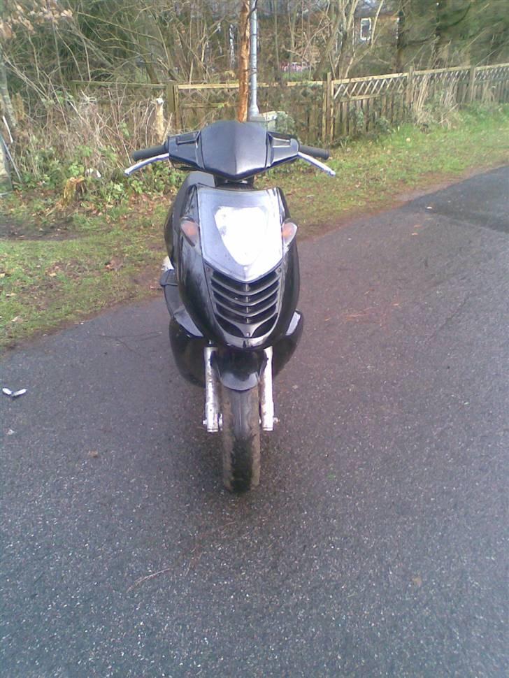 Aprilia SONIC SLOGT billede 1