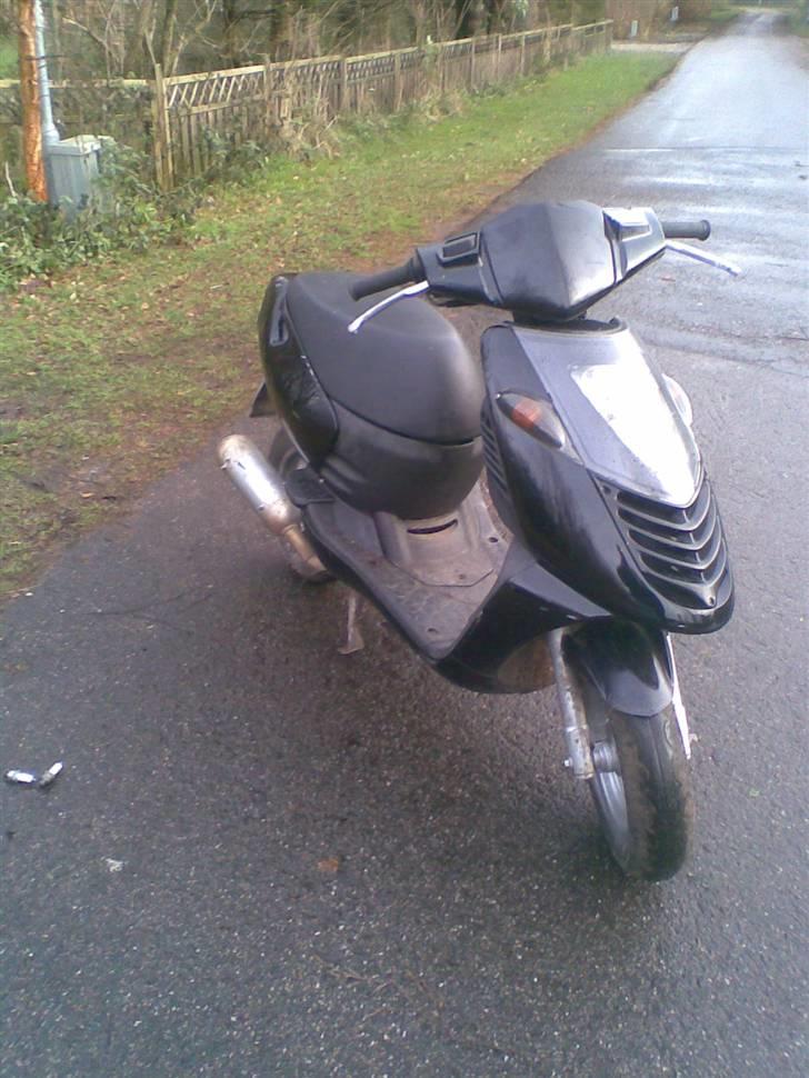 Aprilia SONIC SLOGT billede 2