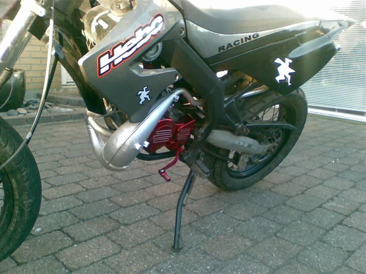 Derbi Senda SM Xtreme ($olgt) - Mega beskidt af at stå stille, nymalet std udstødning.. Med en nice anderledes farve :=) billede 20