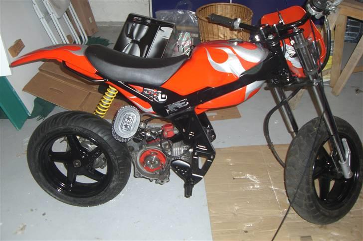 Suzuki street magic BYTTET!!!! - sådan ser den ud nu billede 1