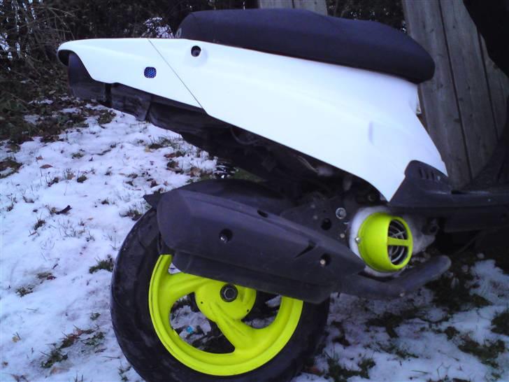 PGO hot 50 neon grøn.  SOLGT billede 17