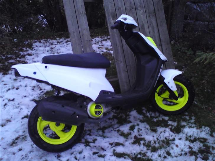 PGO hot 50 neon grøn.  SOLGT billede 18