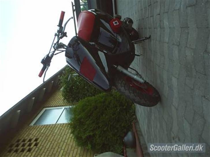 Yamaha jog fs SOLGT billede 9