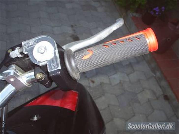 Yamaha jog fs SOLGT billede 13