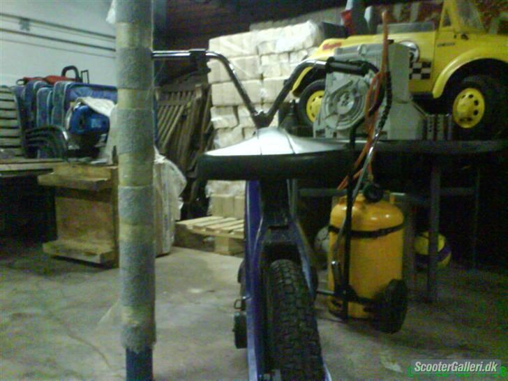 Vespa caio SOLGT billede 4