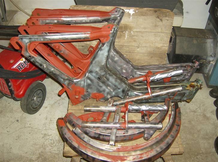 Puch Maxi K (Original)(SOLGT!) - Ja, her er de 2 sæt som jeg får malet og for nye staferinger på... billede 4