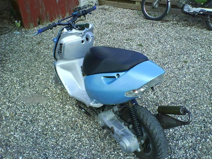 Aprilia sonic byttet til jog R billede 3