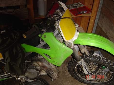 Kawasaki kx 125cc SOLGT! billede 2