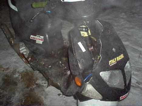 PGO Dr Big  | SOLGT | - Sån ser den ud nu.. BARE grim:).. men den er i pit og ska sættes i stand:).. = STORT projekt! billede 1