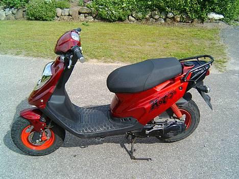 PGO Hot 50 - SOLGT - Ja - det er så efter min søsters styrt! Der skulle nye skjolde til. Desværre! billede 1