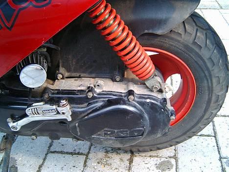 PGO Hot 50 - SOLGT - Thansen powerfilter, koso kick, rød støddæmper ;-) billede 8