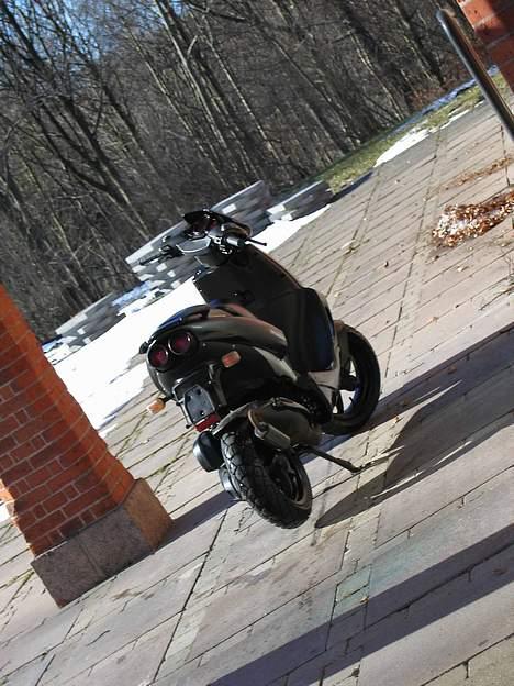 Aprilia SR50 DiTech SOLGT! billede 2