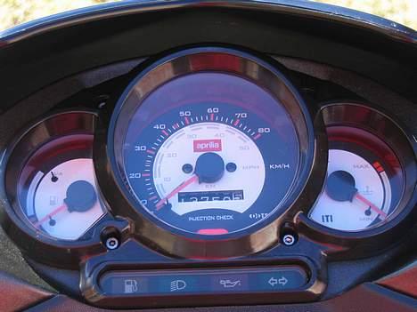 Aprilia SR50 DiTech SOLGT! billede 10