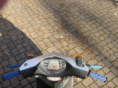 Suzuki Estilete - Som den står nu. tager flere billeder når jeg en dag får den vasket, og stylet lidt mere :D billede 10