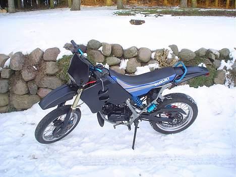 Suzuki smx  - byttet væk.. - første gang at den er ude efter vinteren!!   billede 7