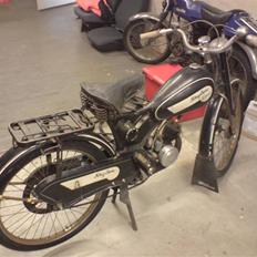 Veteraner Skylon Special SOLGT