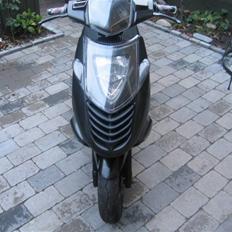Aprilia Sonic  // SOLGT //