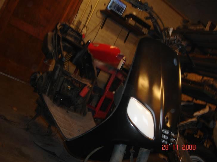 Piaggio Zip Solgt! billede 2