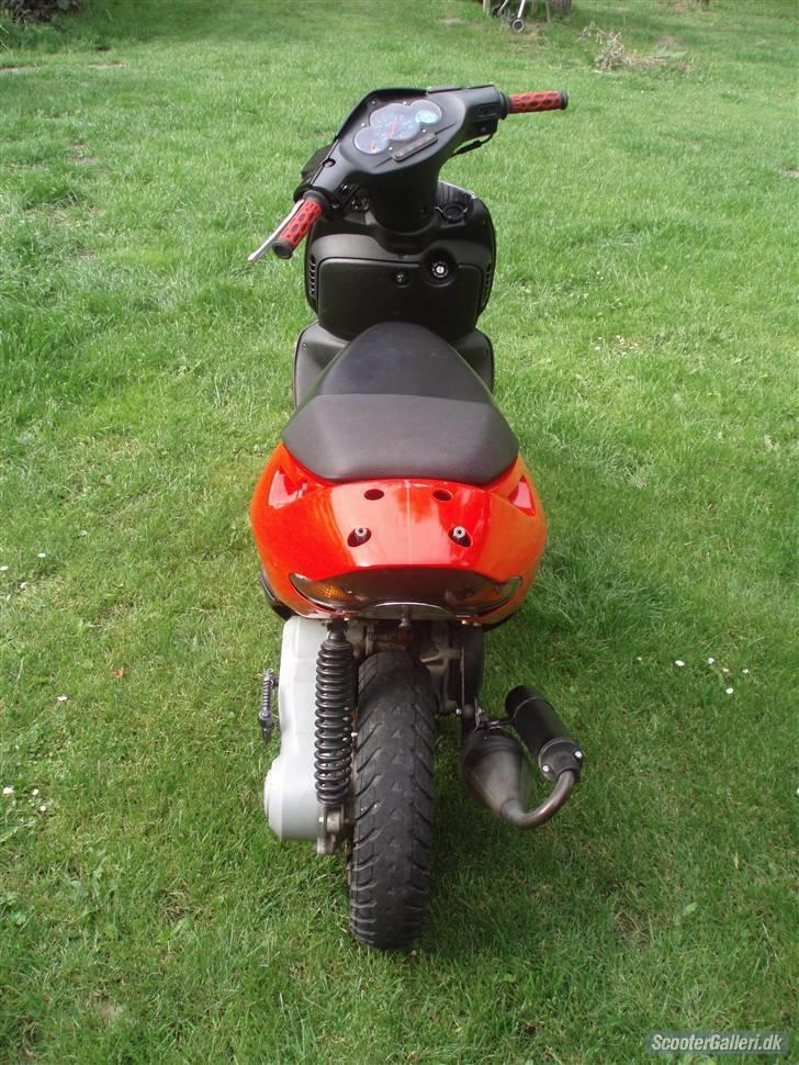 Aprilia sonic totalt skadet :S billede 2