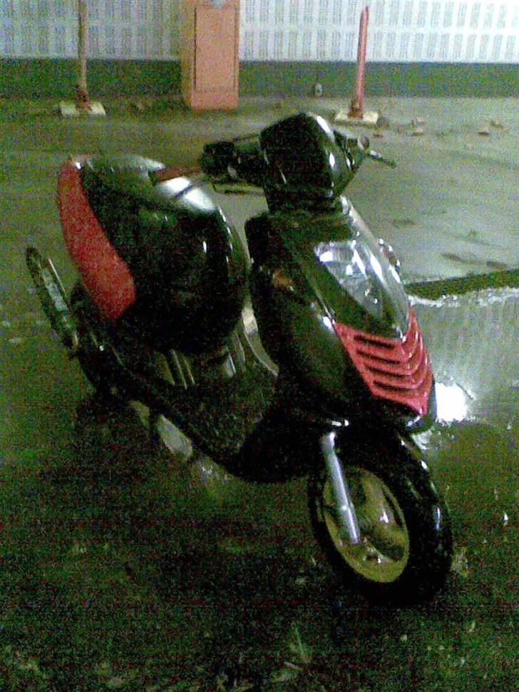 Aprilia sonic totalt skadet :S billede 8