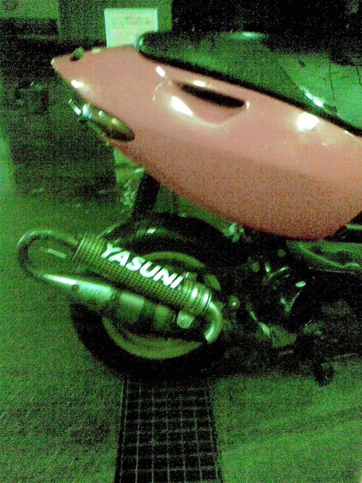 Aprilia sonic totalt skadet :S billede 12