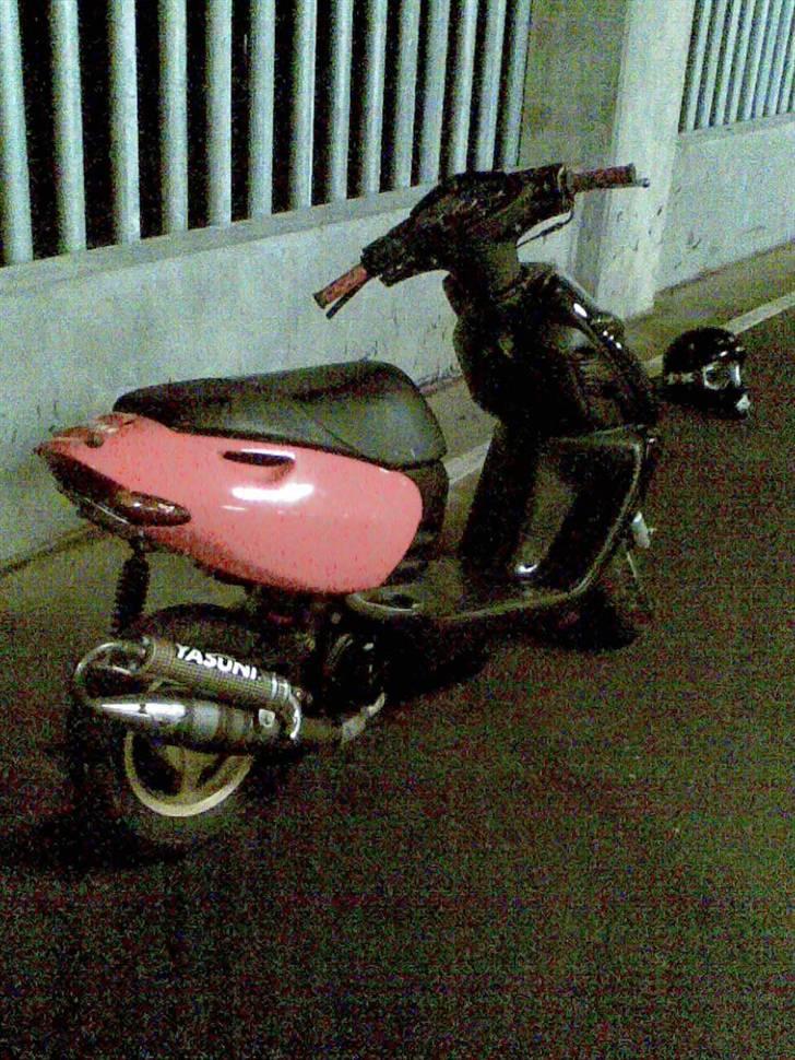 Aprilia sonic totalt skadet :S billede 14