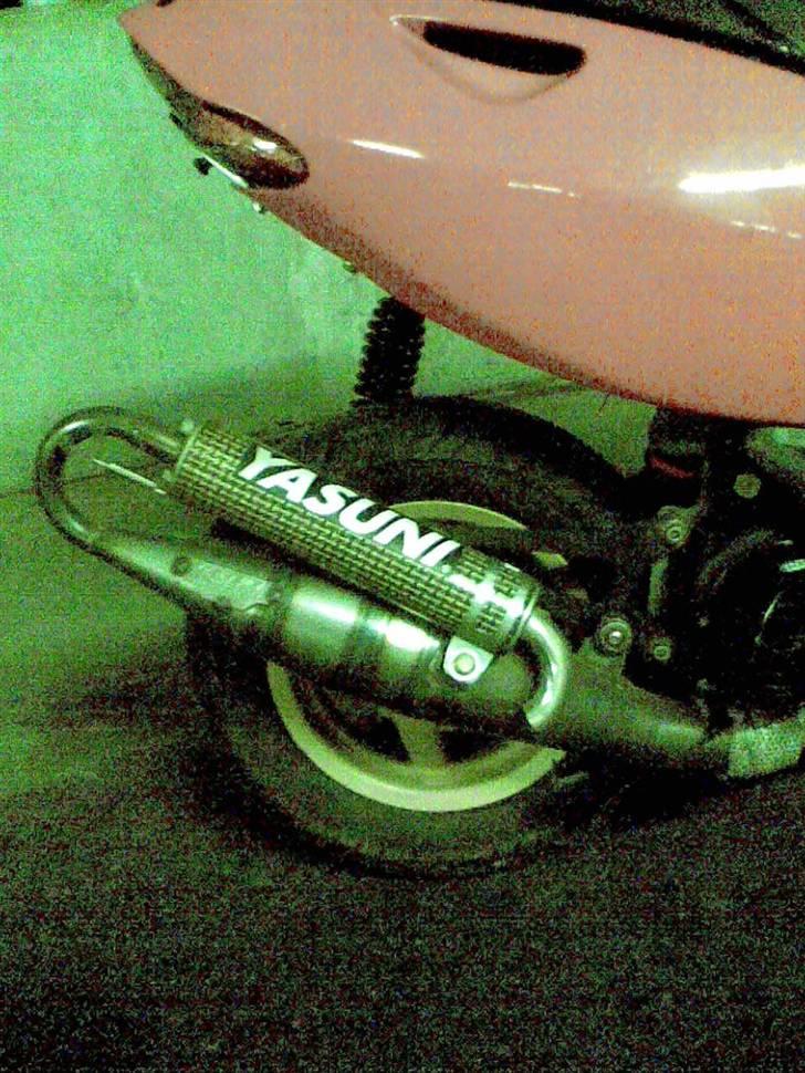 Aprilia sonic totalt skadet :S billede 15