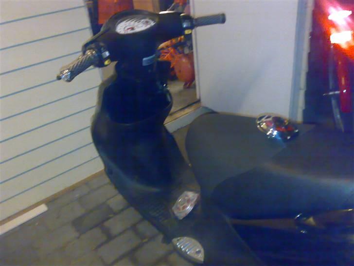 PGO Black Magic billede 2