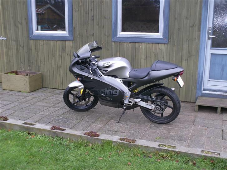 Aprilia RS 50 Replica *SOLGT* billede 2