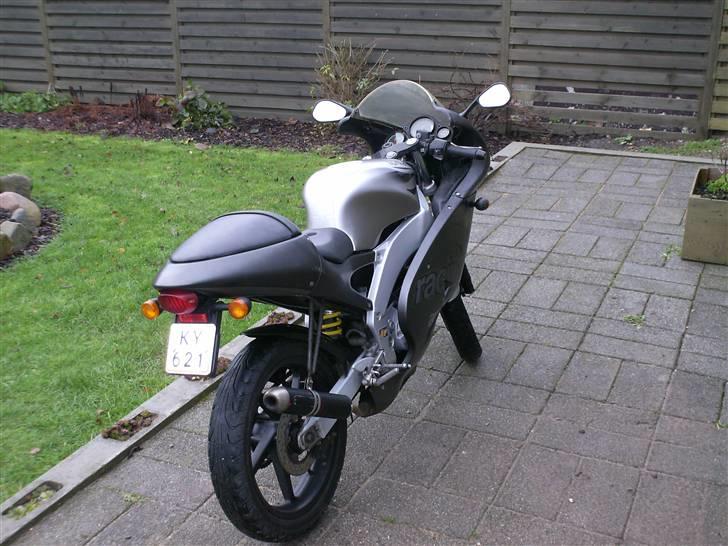 Aprilia RS 50 Replica *SOLGT* billede 3