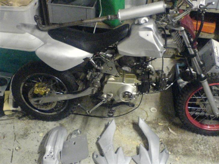 MiniBike dirtbike (byttede)  billede 9