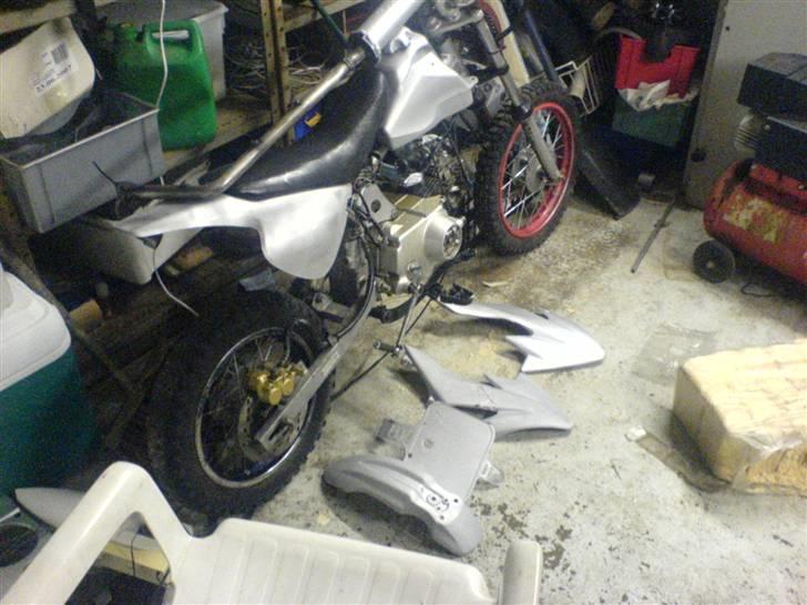 MiniBike dirtbike (byttede)  billede 10