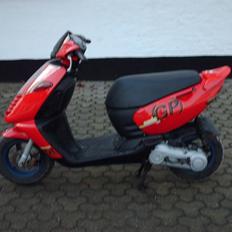 Aprilia sonic gp (solgt)