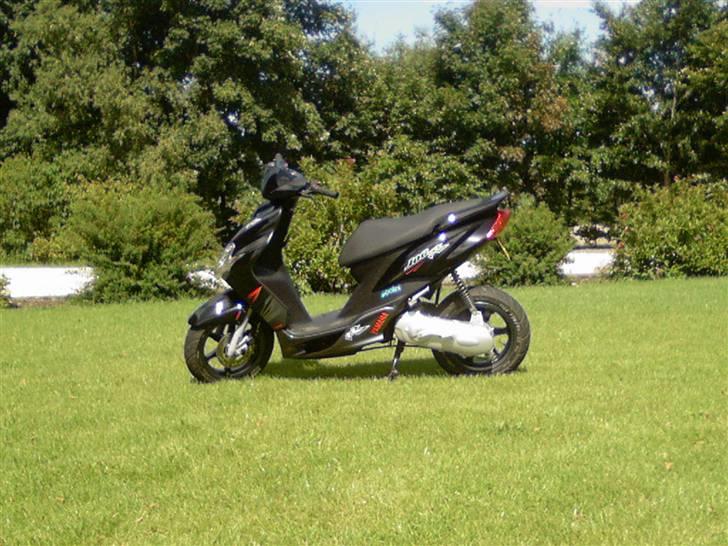 Yamaha jog r - Sommeren 2008 billede 3