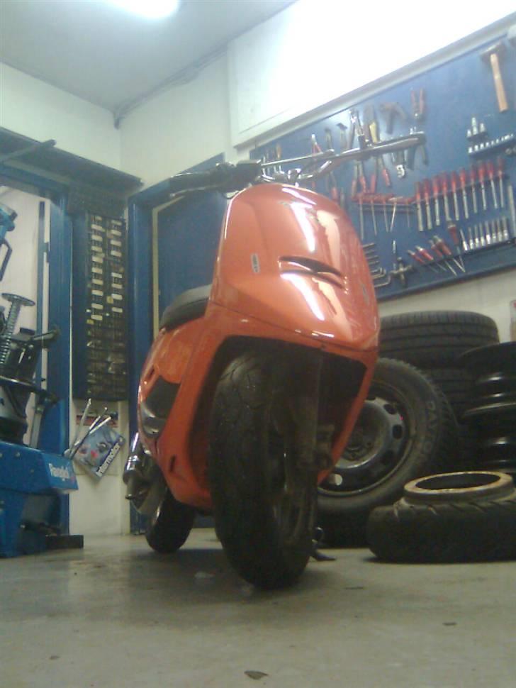 PGO comet sælges i dele billede 1