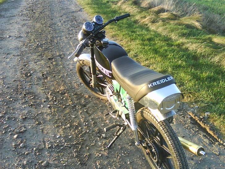 Kreidler rmc 3gear 99% færdig - Man kan lige ane Led baglygten. :) billede 8