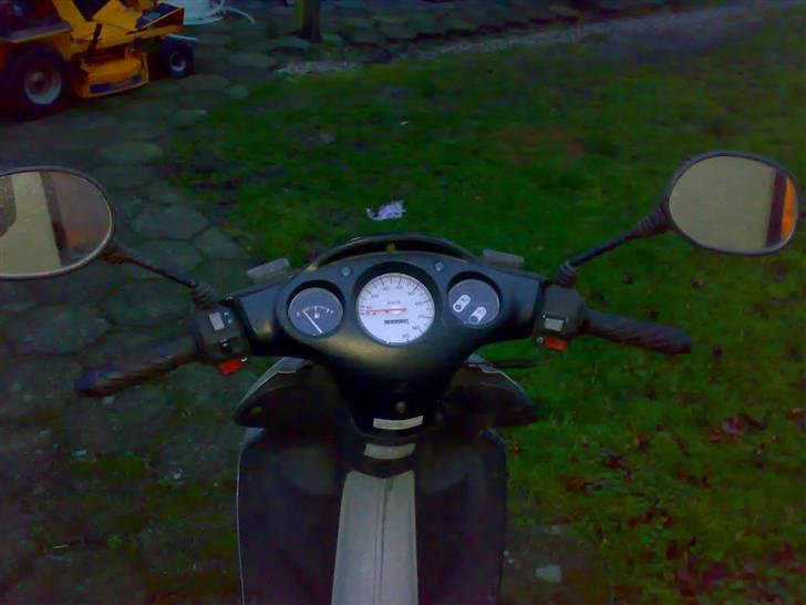 Honda SZX50S 1998.....SOLGT billede 2