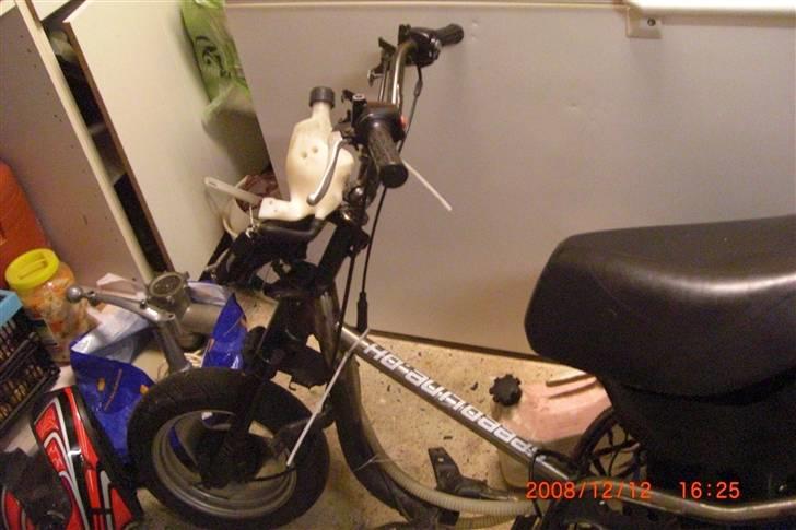 Yamaha Jog (væk) billede 1