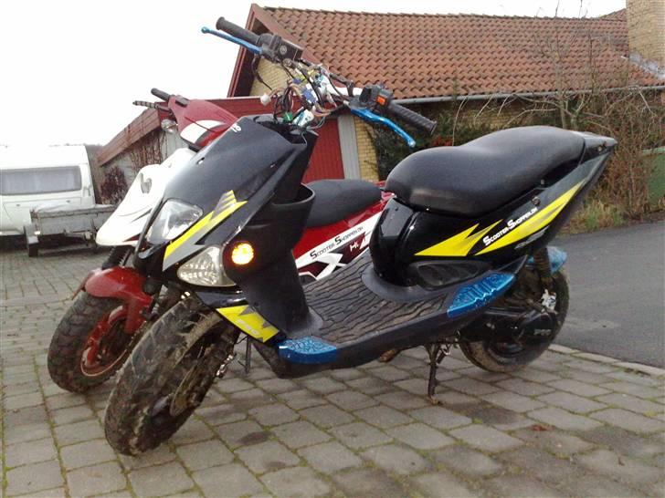 PGO Dr. Big -Solgt- - Æ´ big sammen med Strandby´s Hot - Ja, jeg skal have lavet de ledninger ved bartstyr... billede 2