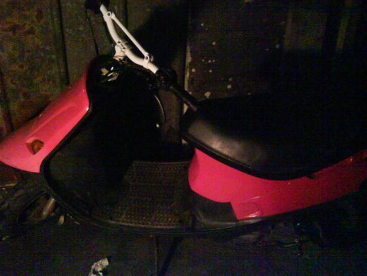 {{currentPhoto.altText}} billede {{currentPhoto.number}}