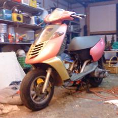 Aprilia Sonic Solgt
