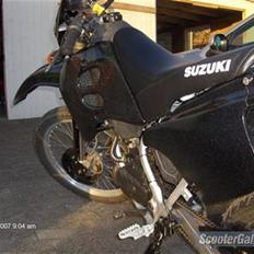 Suzuki rmx