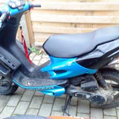 Peugeot speedfight 2