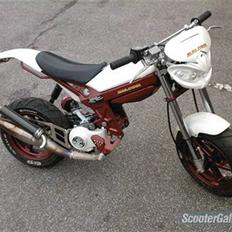 Suzuki street magic bytte jog