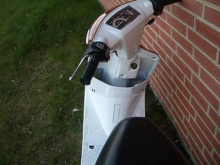 Yamaha jog billede 3