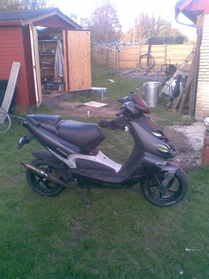 Aprilia sr 50 ditech solgt 30er billede 20